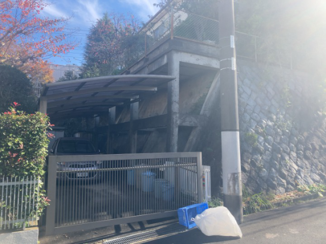 RC架台解体工事(神奈川県川崎市多摩区三田)工事前の様子です。